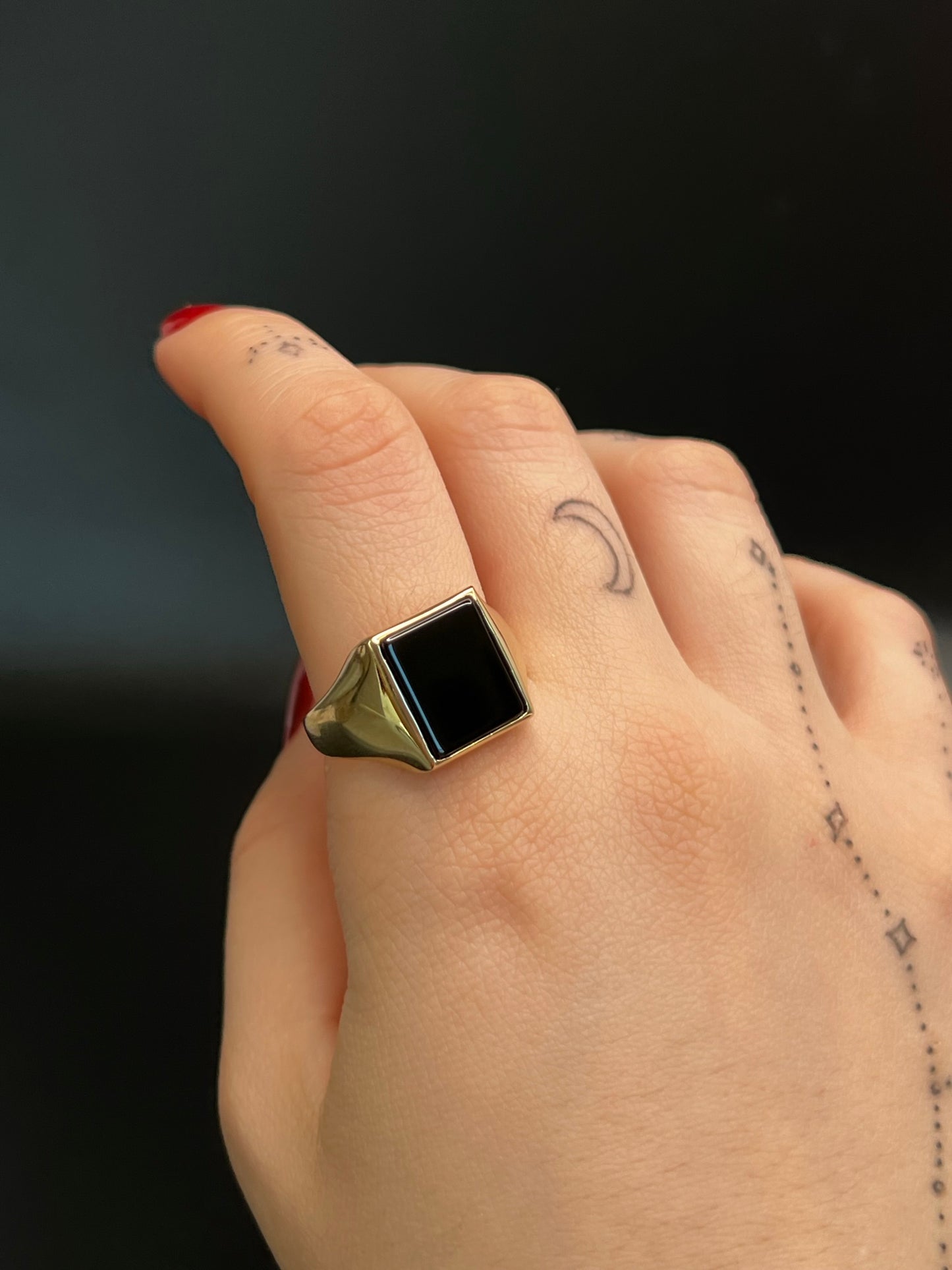 10K Gold Onyx Signet RIng