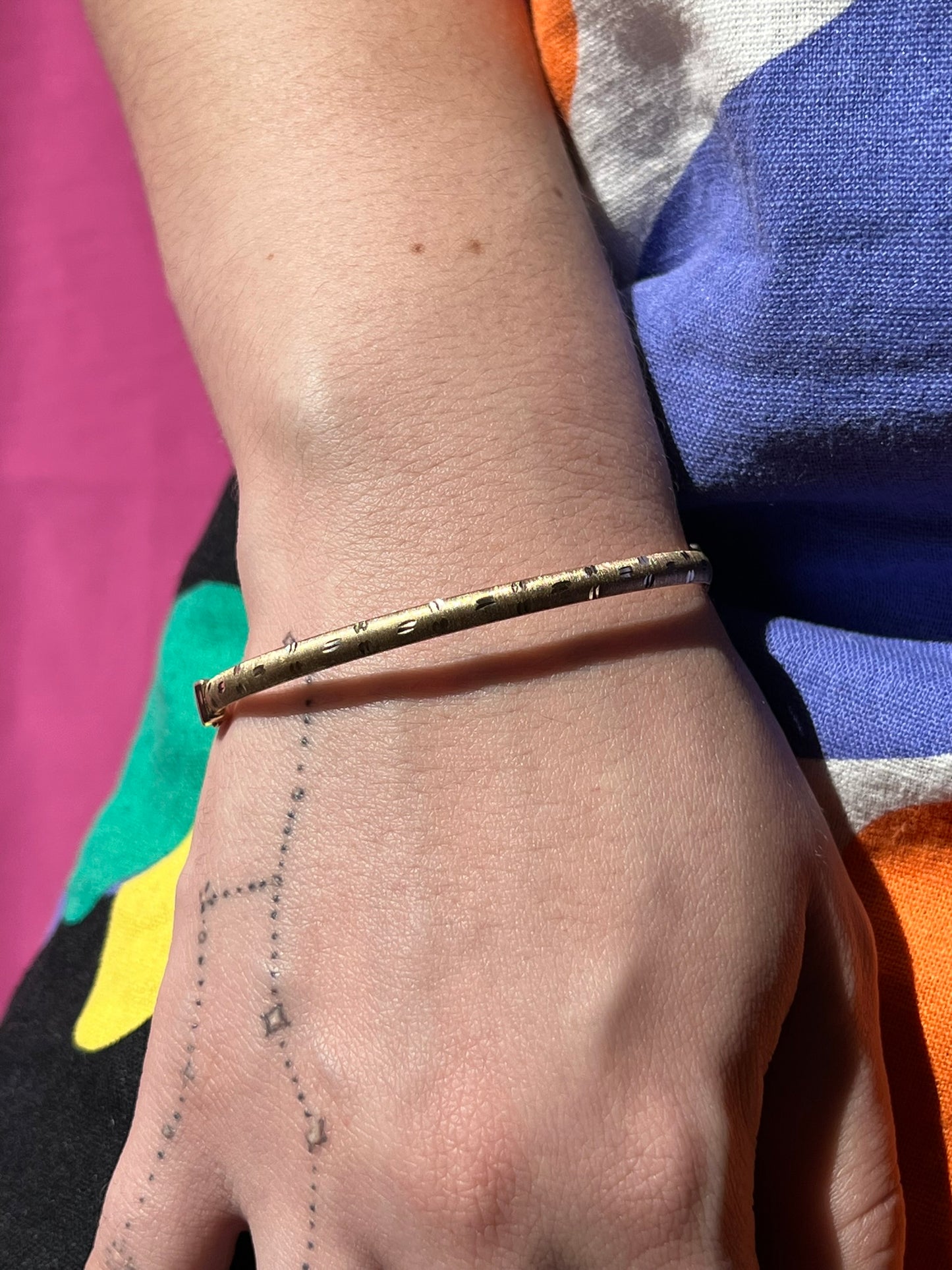 10K Gold Bangle
