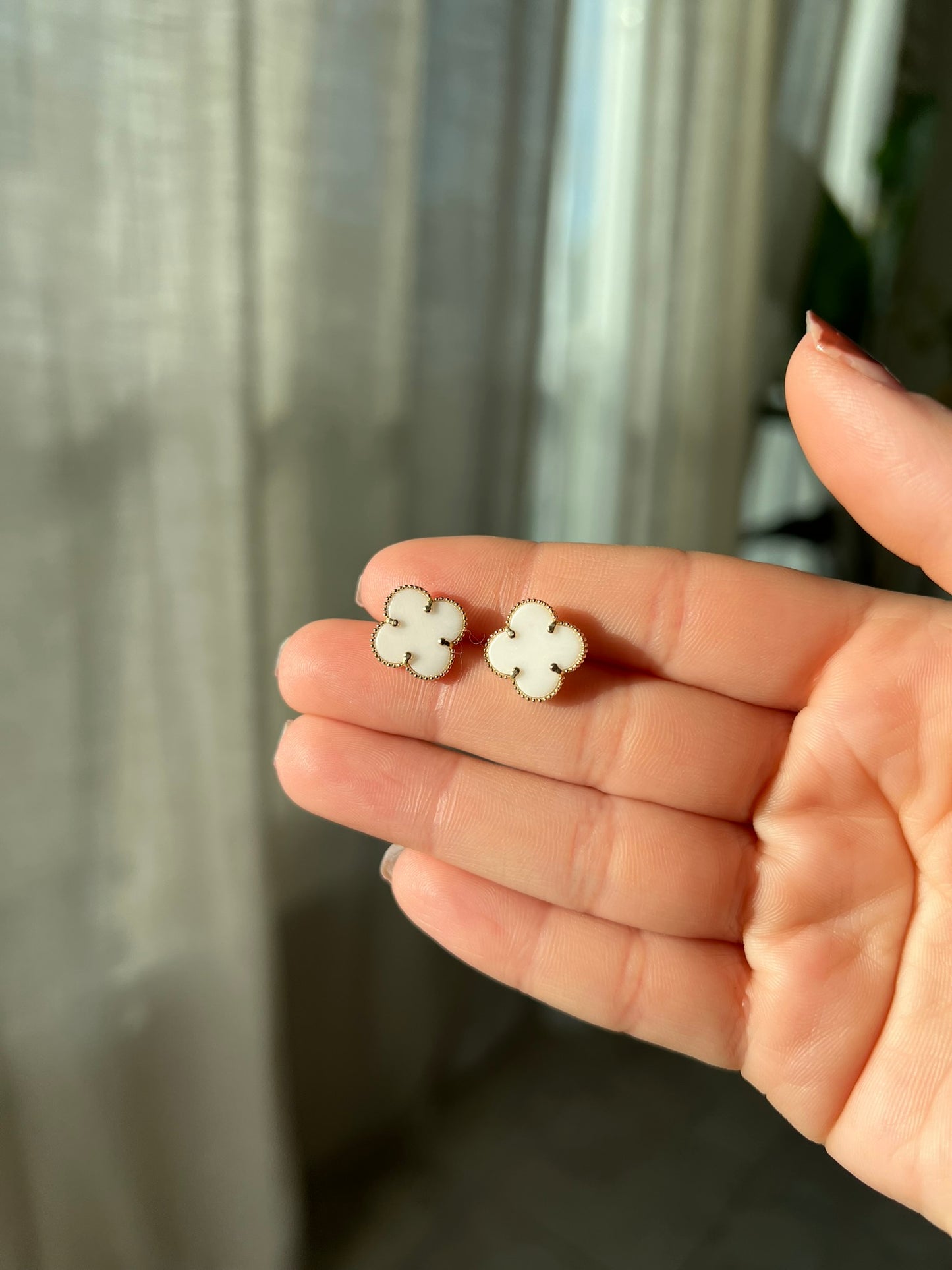 10K Gold Clover Earrings