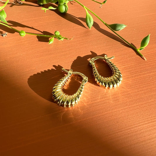 10K Gold Scalloped Huggies