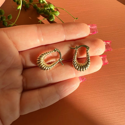 10K Gold Scalloped Huggies