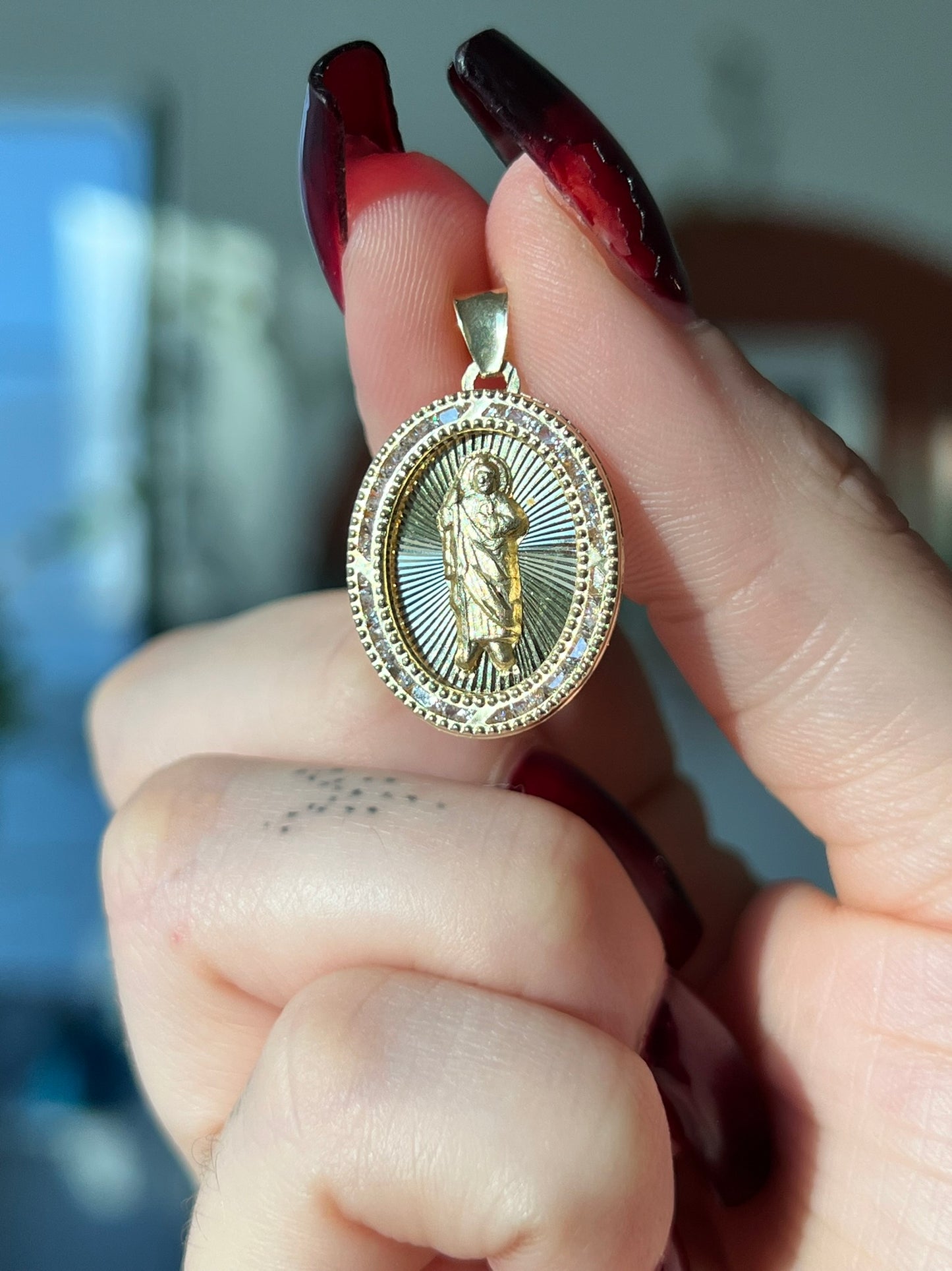 Small 10K Gold San Juditas Pendant