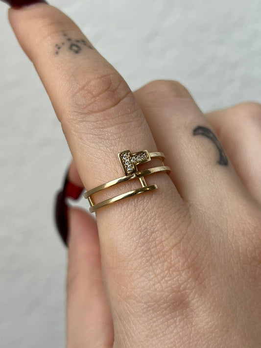 10K Gold "T" layered Ring
