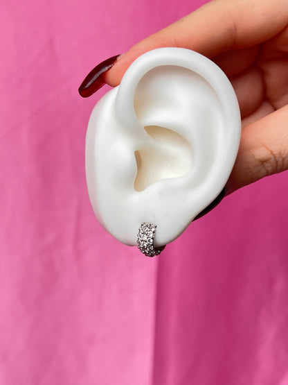 10K White Gold Huggies