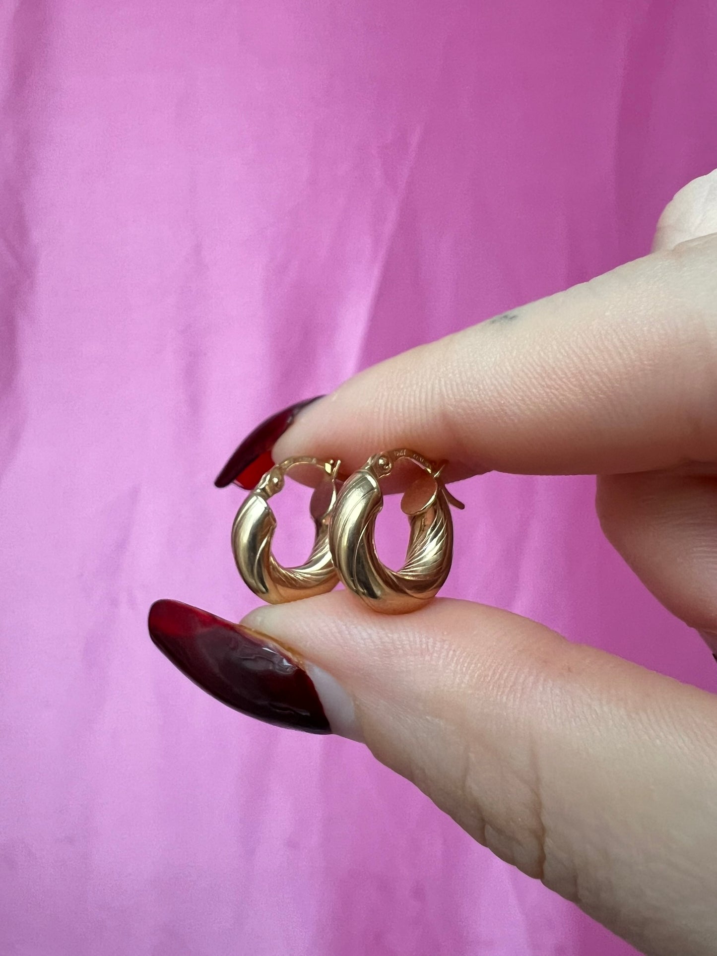 10K Gold Textured Huggies