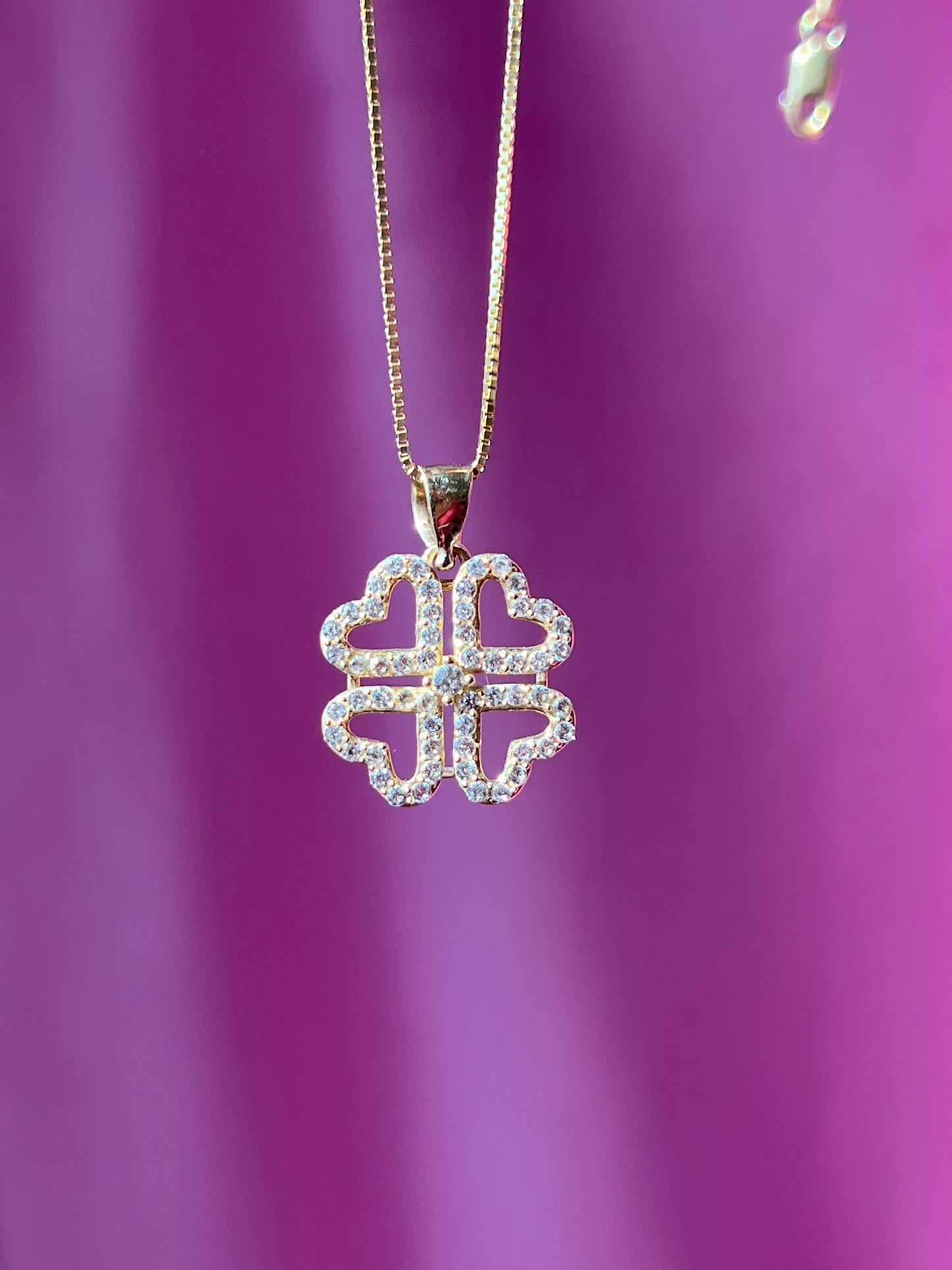 10K Gold Clover of Hearts Pendant