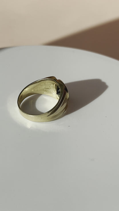 10K Gold Onyx Oval Signet Ring