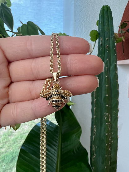 14k Queen Bee Pendant